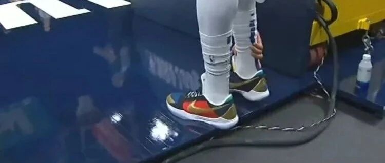 突发！浓眉受伤！冒着跟腱撕裂的风险真不值啊