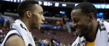 太突然！仅次于沃尔的男人！当打之年退役