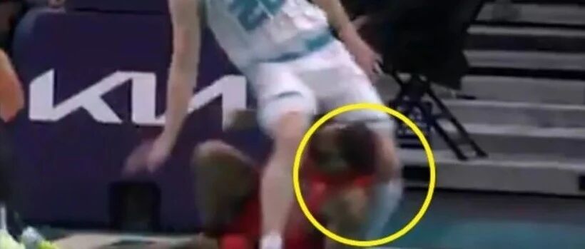 吓人！整条腿变形！这TM是第几次了啊！