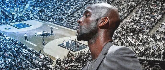 至少12亿美元！又一球队出售！历史第一次，新老板将退役自己的球衣