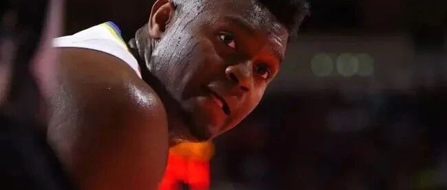 唉，今年报销了！他把自己玩没了…