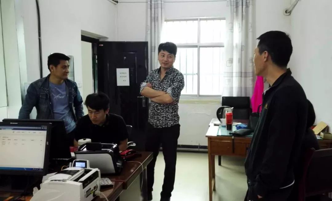 打印发票机一般多少钱_打印国税通用发票设置_通用机打平推式发票打印软件完全安装版