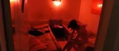 专访45岁失足女：很多客人比我儿子还小 …