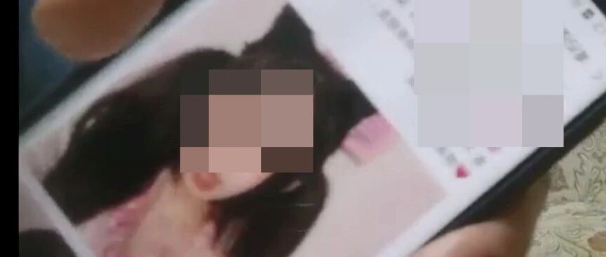 “和女友玩SM找刺激！她爸突然推门而入...”救命！这tm谁顶得住啊