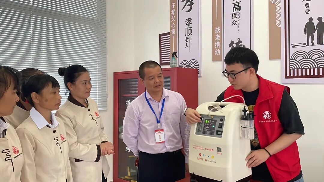 制氧机为什么老是出水全国农村敬老院基本实现制氧机、血氧仪全覆盖 农村困难老年人多了一份健康保障_https://www.jmylbn.com_新闻资讯_第6张