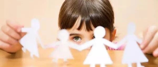 最残忍的事，莫过于逼孩子外向！家有内向孩子必看！