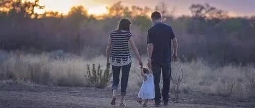 结实的父母，是孩子生命力的源泉