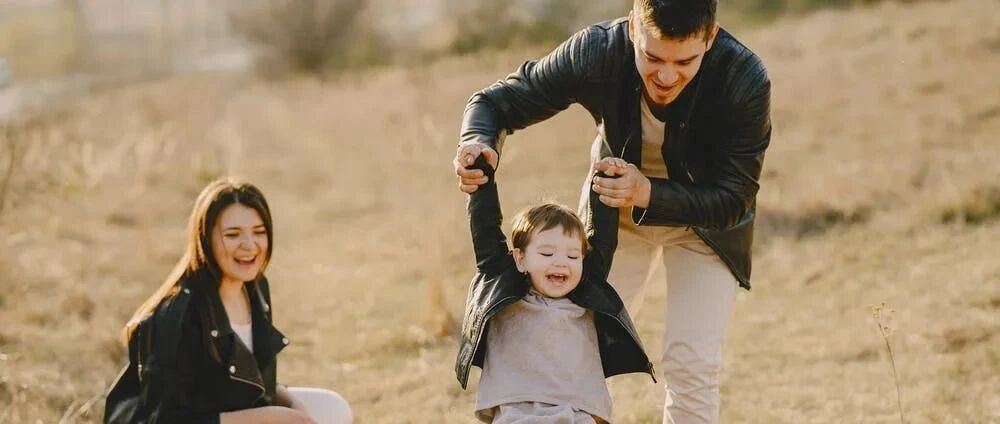 父母若不能给孩子做榜样，很多教育都是无用的！