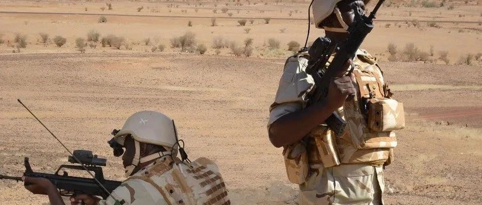 中国步枪悄然出口，苏丹要搞“未来战士”，为何点名要97式步枪？