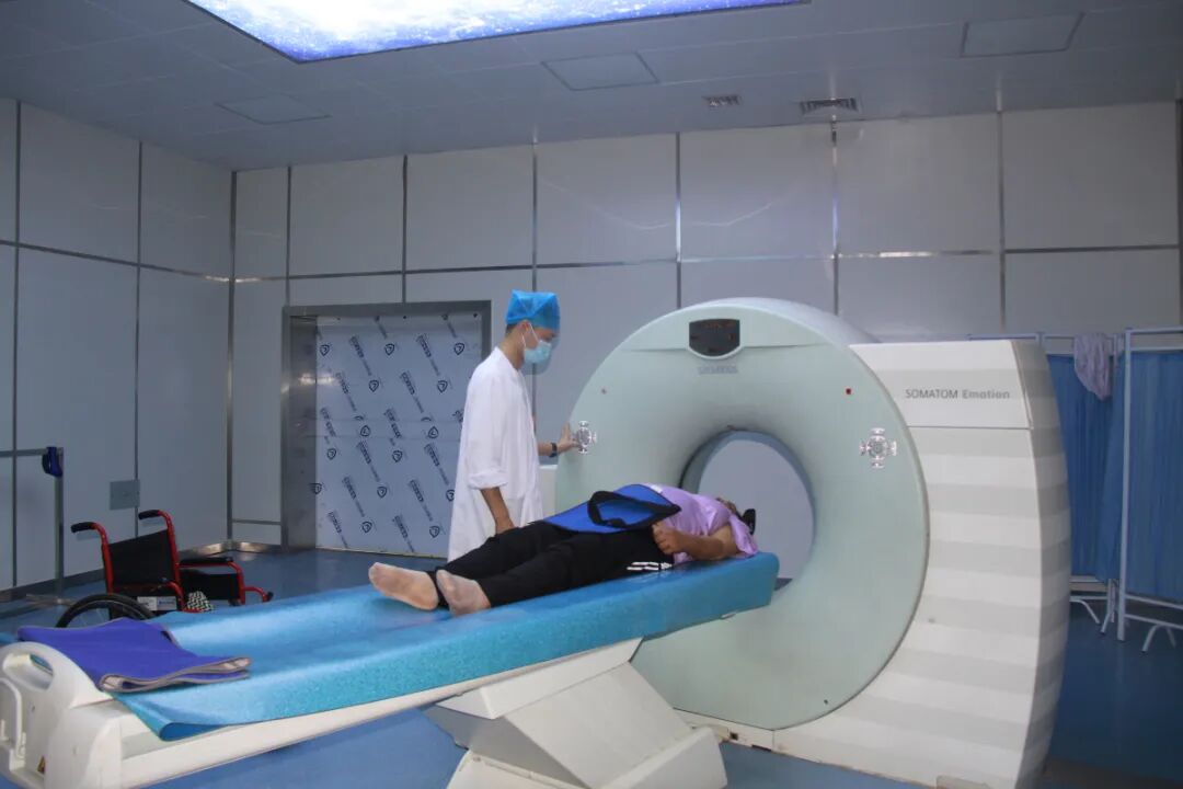 拍胃肠机怎么收费拍一次CT辐射有多大？会致癌吗？走进放射科一起了解_https://www.jmylbn.com_新闻资讯_第5张