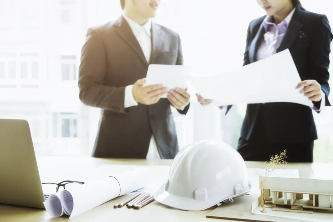 engineer-meeting-architectural-project-working.jpg
