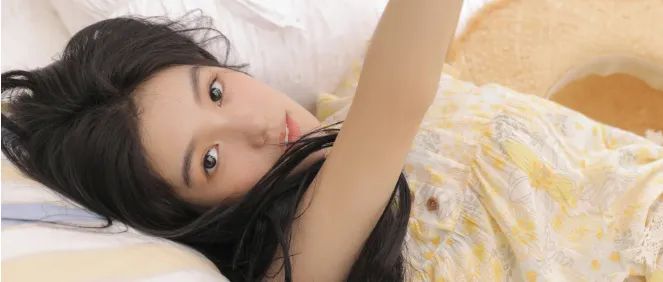 絕世戰神意外遇難，奪舍歸來卻發現身邊多了個貌美妻子。