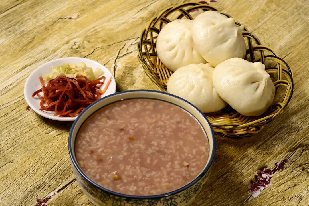 包子油条……大多数老人都吃错了!