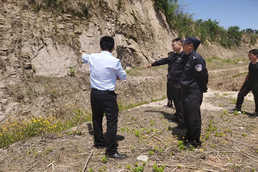 重拳出击！五莲公安严打非法采砂（石）采矿违法犯罪！