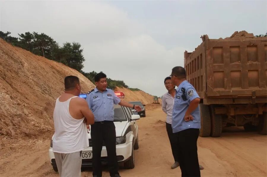 重拳出击！五莲公安严打非法采砂（石）采矿违法犯罪！