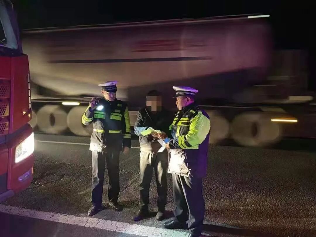 重拳出击！五莲公安严打非法采砂（石）采矿违法犯罪！