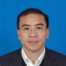 对于杨明刚的升迁,曾与之共事的业内人士表示,这是众望所归.