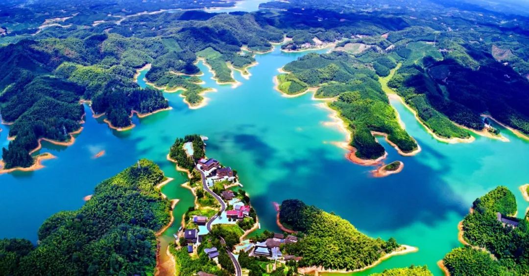 新闻 | 湖南开通首个定期低空旅游航线，风景美爆了！