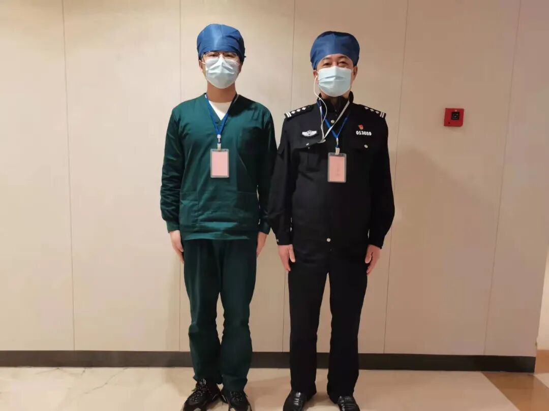 跟腱靴有什么作用直击 • 拱墅抗疫 ｜ “我是警察！即使还有一天退休，也要站在一线。”_https://www.jmylbn.com_新闻资讯_第6张