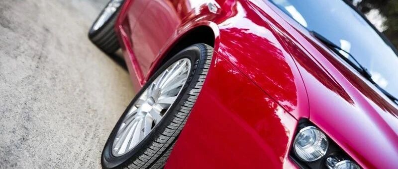 前有特斯拉，后有比亚迪：新能源车企市值狂舞