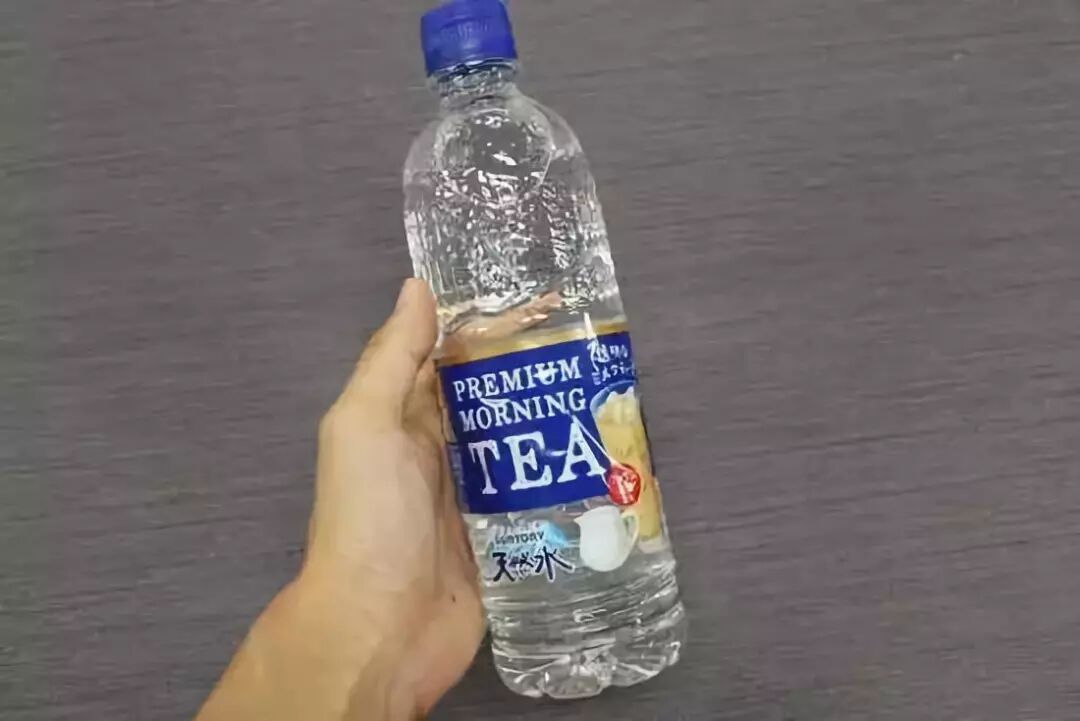 丝袜奶茶再见！现在流行透明奶茶