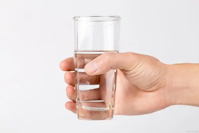 男人感到腰痛?或是肾病在“攻击”你,3个行为尽早改正 男人感到腰痛?或是肾病在“攻击”你,3个行为尽早改正