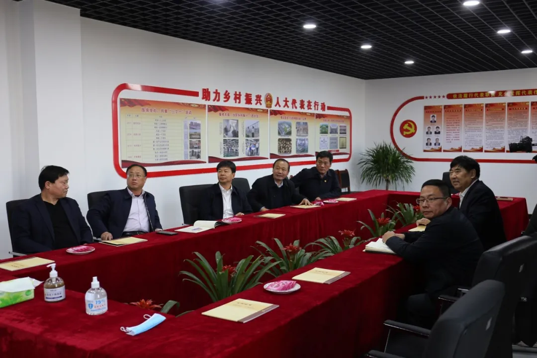 新蔡县委书记莅临龟鹿药业集团视察指导工作! 新蔡县委书记莅临龟鹿药业集团视察指导工作!