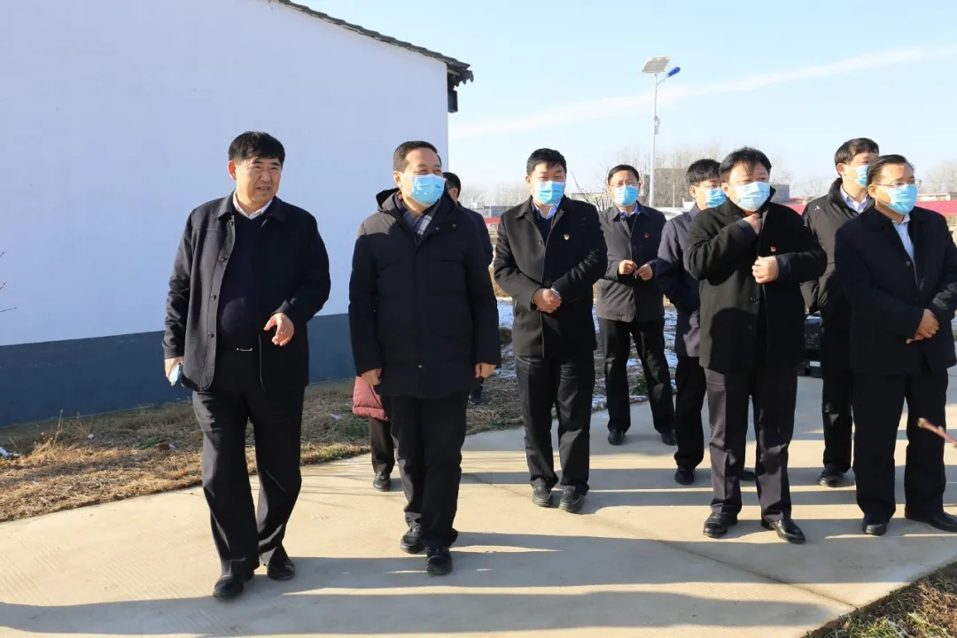 省委常委、统战部长孙守刚莅临龟鹿药业调研 省委常委、统战部长孙守刚莅临龟鹿药业调研