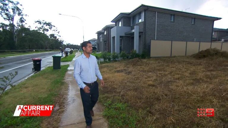悉尼买房“翻车”现场：男子斥$70多万打造独立屋，却收到被劈一半的双拼房，差点气到当场昏厥 - 3