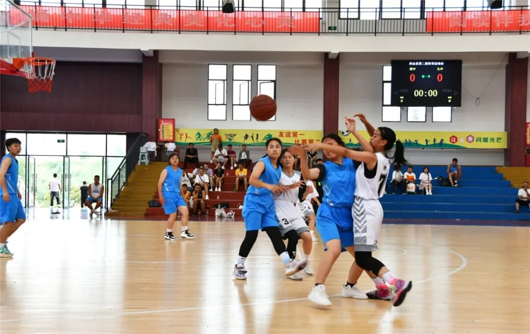 最终比赛以30:24结束织金四中队以6分之差险胜织金九中赢得了此次比赛
