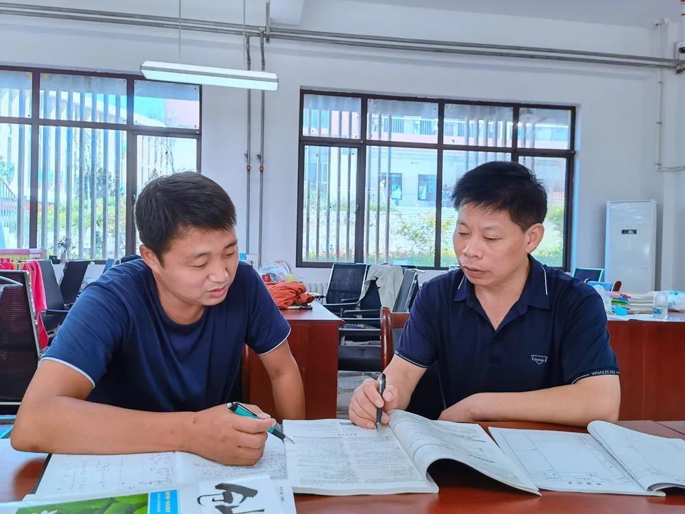 汝州一高校长张新讲教育理念_汝州市一高_农村高中素质教育发展