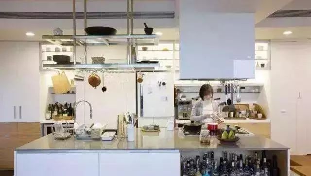 10㎡當作20㎡用，所有戶型都適合的一體式廚房設計，超實用 生活 第9張