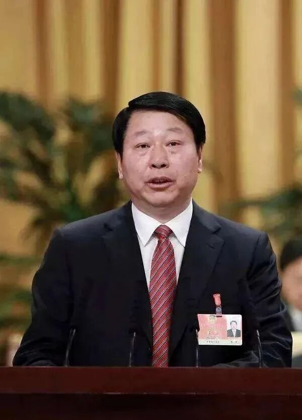 ���ɹ�4����ͬ�������������漰ú̿���ܣ��������ڷ�����ֽ����̡�