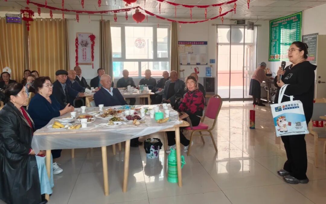 博乐市九中禁毒宣传1 (4).jpg