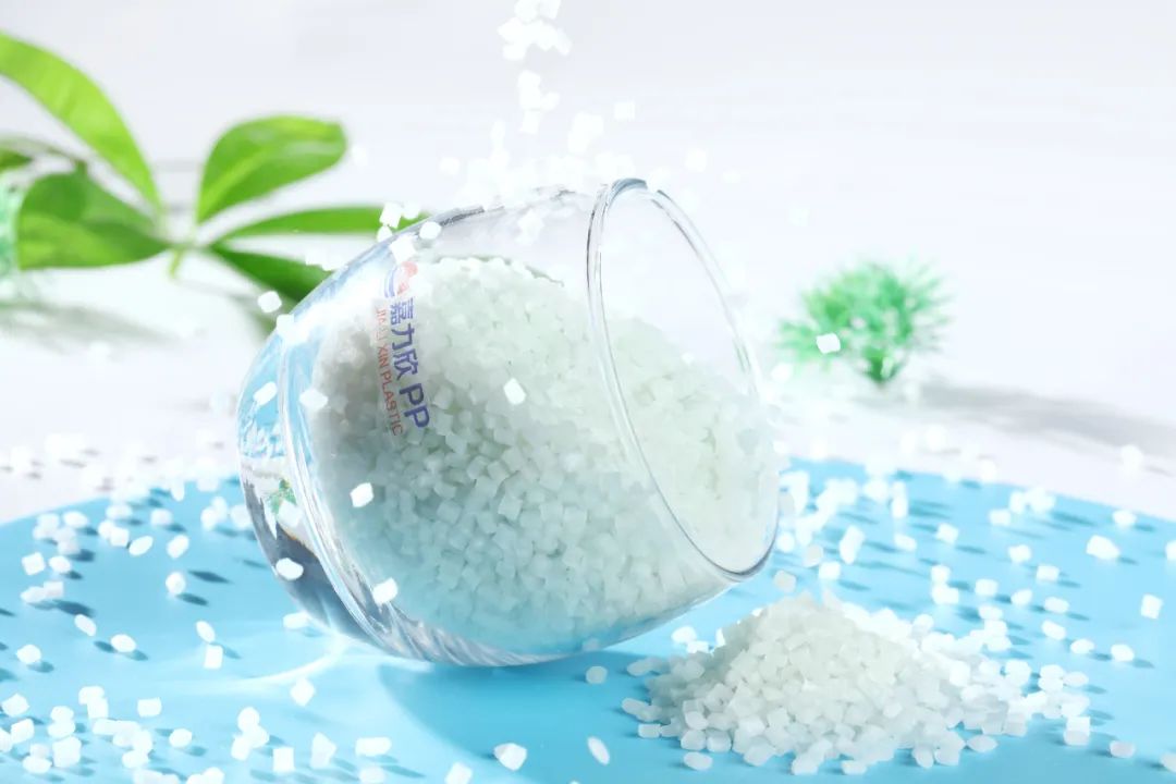 皮划艇桨叶的质量如何提升?亨嘉增强改性PP材料为你揭秘! 皮划艇桨叶的质量如何提升?亨嘉增强改性PP材料为你揭秘!