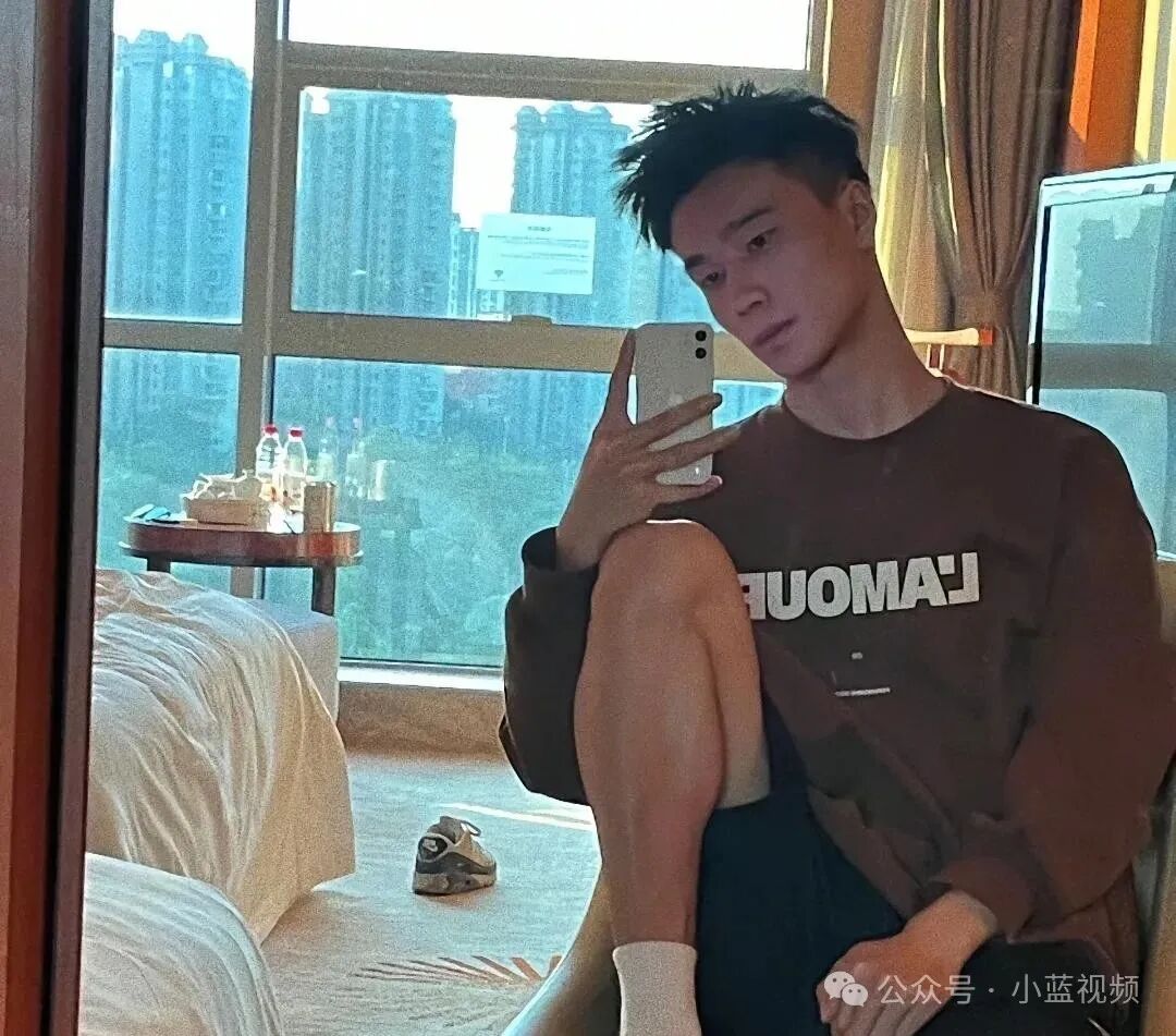 21重庆黑皮绝伦体育生！