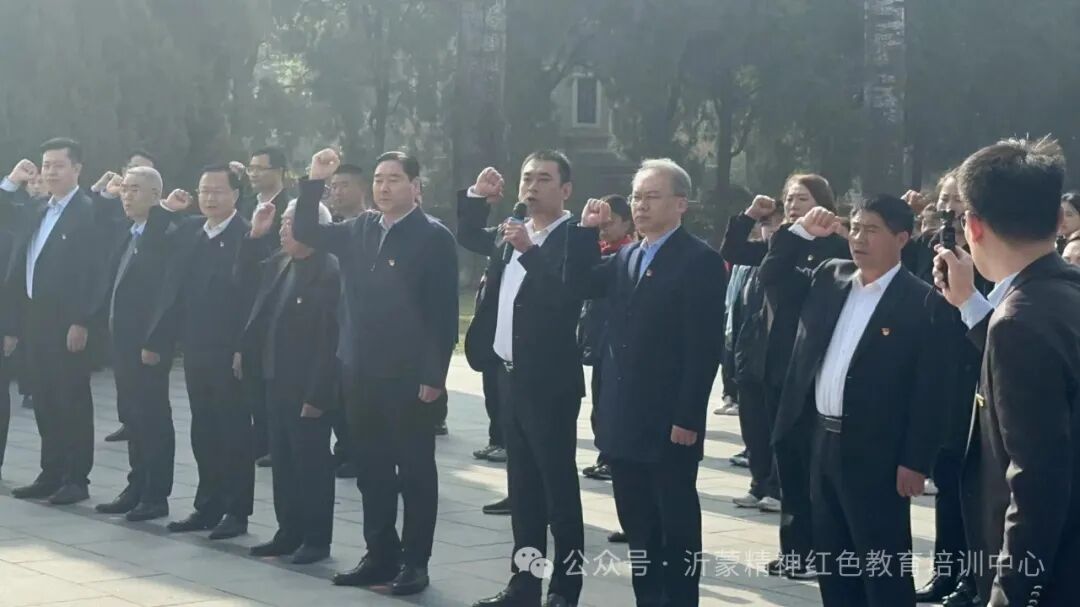 华盛江泉教育集团联合沈泉庄社区开展清明祭英烈主题实践活动