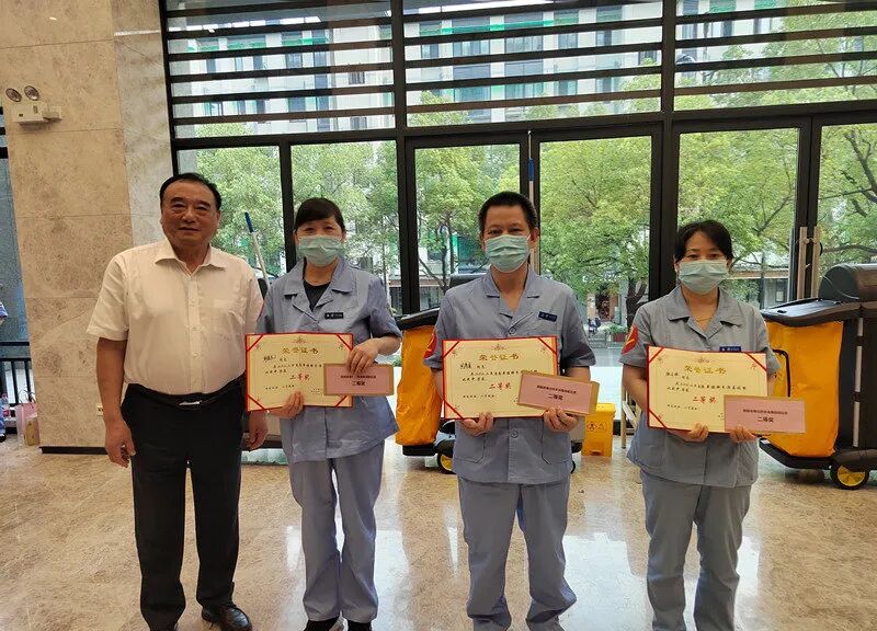 什么是床单位以赛促学、以赛促练——我院举办床单位终末消毒技能比武_https://www.jmylbn.com_新闻资讯_第11张