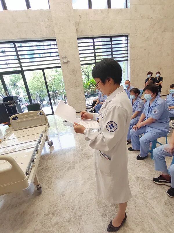 什么是床单位以赛促学、以赛促练——我院举办床单位终末消毒技能比武_https://www.jmylbn.com_新闻资讯_第9张