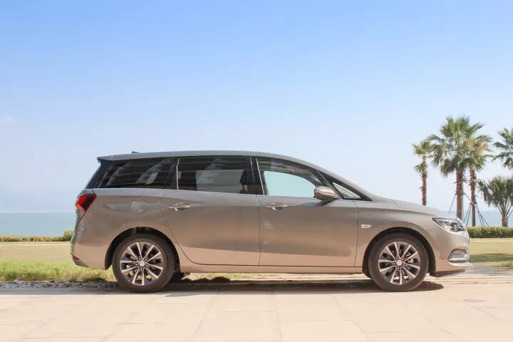 ���׷���������Ϊ������������GL6&ȫ�¿�Խ
