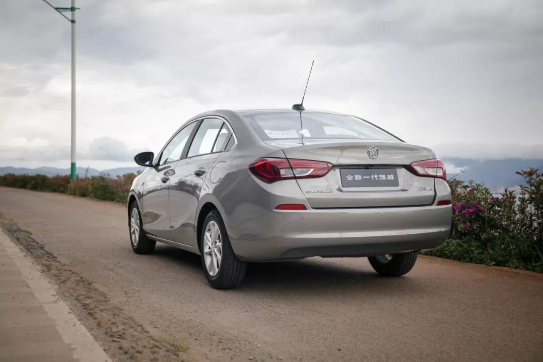 ���׷���������Ϊ������������GL6&ȫ�¿�Խ