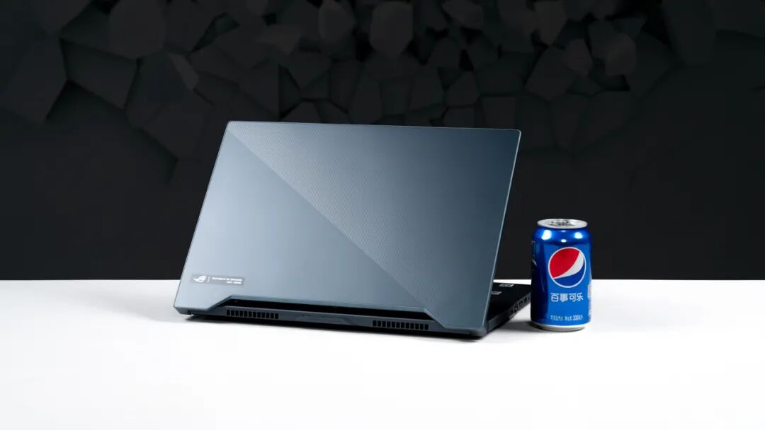 设计笔记本电脑