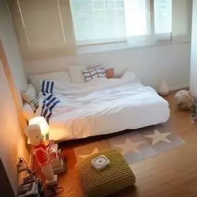 文艺范小卧室这么弄，可以窝上一整天！出租房也适用噢~