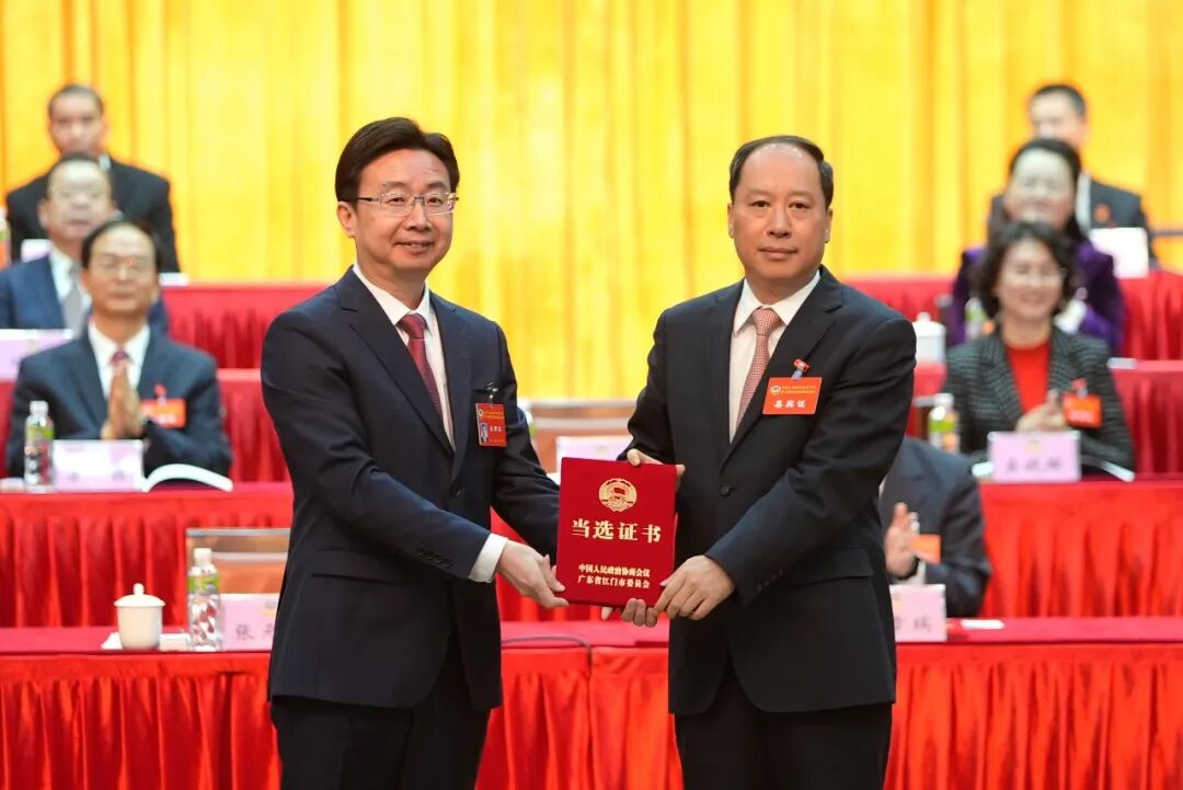 市委书记,市人大常委会党组书记,主任陈岸明,市委副书记,市长吴晓晖