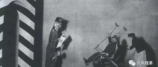 Theatre recruitment - The return of the pre-mortem light is difficult to follow generously.