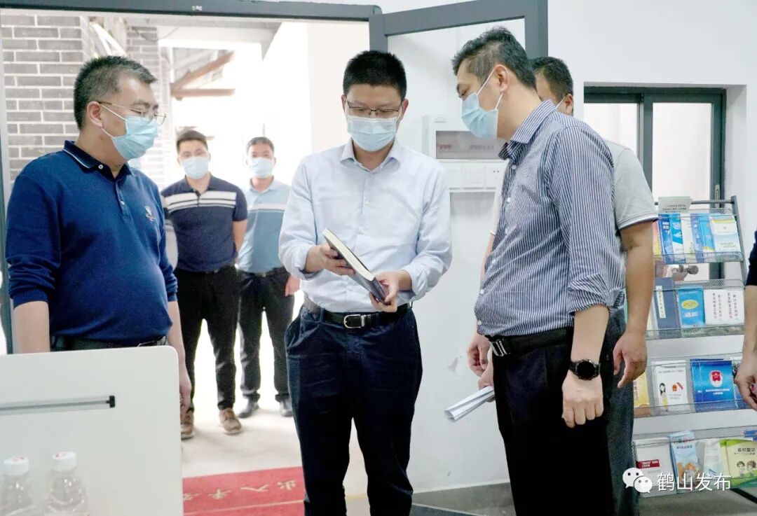 鹤山市委书记刘志刚到工业城共和镇调研