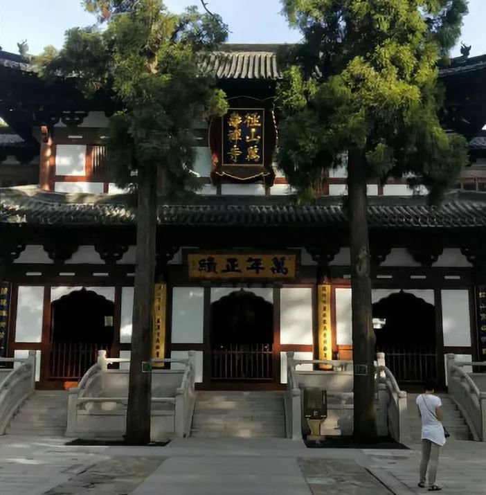 HR走进径山寺, 一起进行心灵的洗涤 - 杭州企?#30340;?#35757; - 杭州谦谦企业管理咨询有限公司 HR走进径山寺, 一起进行心灵的洗涤 - 杭州企?#30340;?#35757; - 杭州谦谦企业管理咨询有限公司
