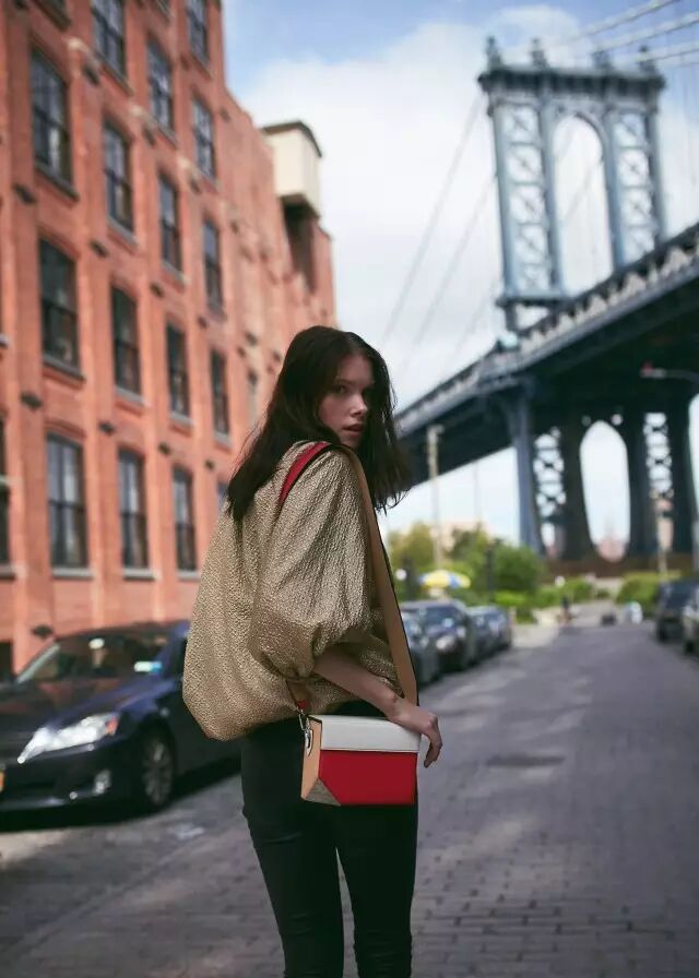 揭开荣登小红书销量冠军时尚博主gogoboi亲自点评的手袋真容