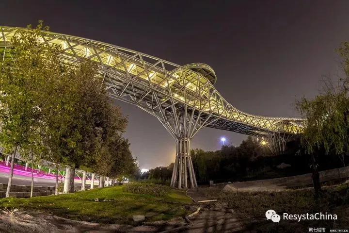 Resysta工程案例〡伊朗Tabiat人行天桥（世界上最好的五座桥之一）