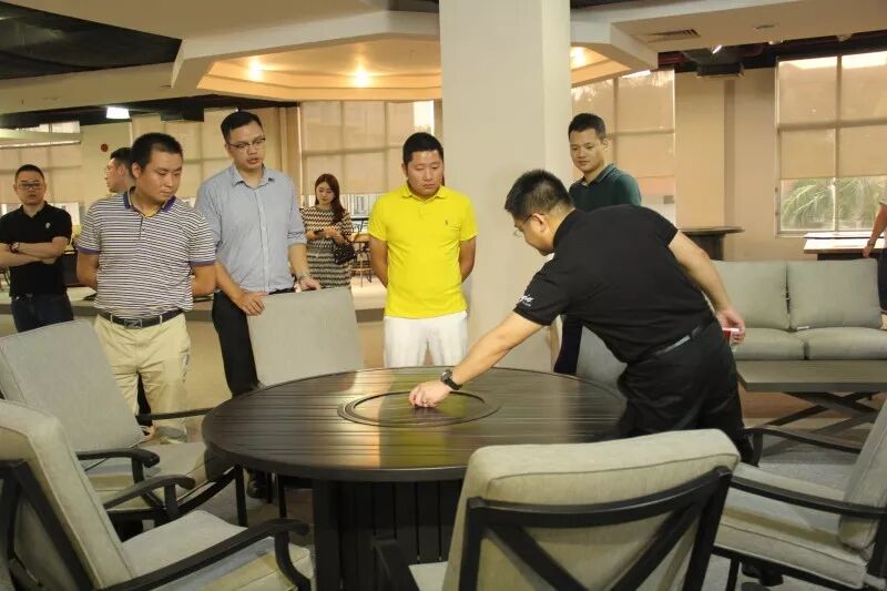 重磅|广东省青年企业家联合会莅临参观，agio休闲家具备受赞赏！